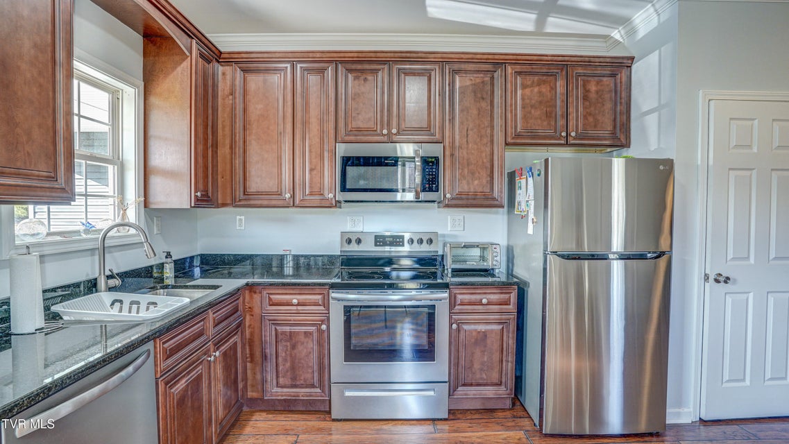 Photo #13: 1805 Highway 91 