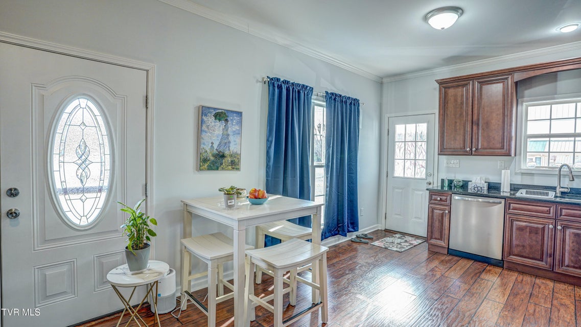 Photo #17: 1805 Highway 91 