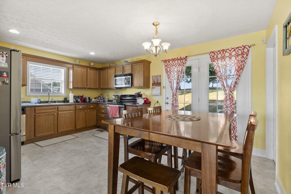 Photo #14: 1452 Windfield Drive