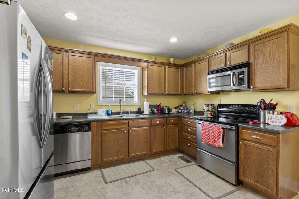 Photo #16: 1452 Windfield Drive