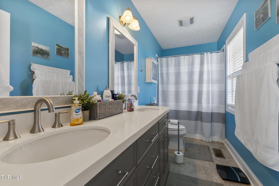 Photo #22: 1452 Windfield Drive