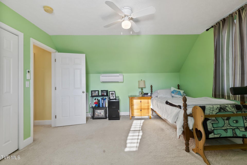 Photo #26: 1452 Windfield Drive