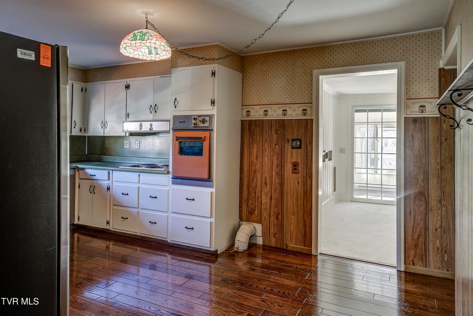 Photo #7: 1208 Main Avenue