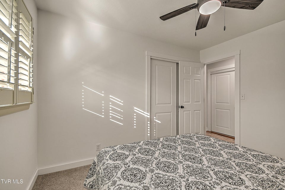 Photo #22: 704 Willow Springs Road