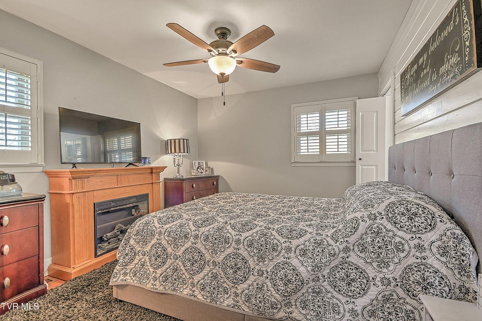 Photo #23: 704 Willow Springs Road