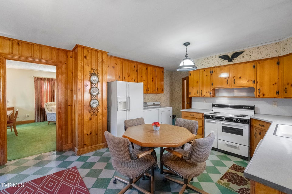 Photo #5: 285 Greystone Road