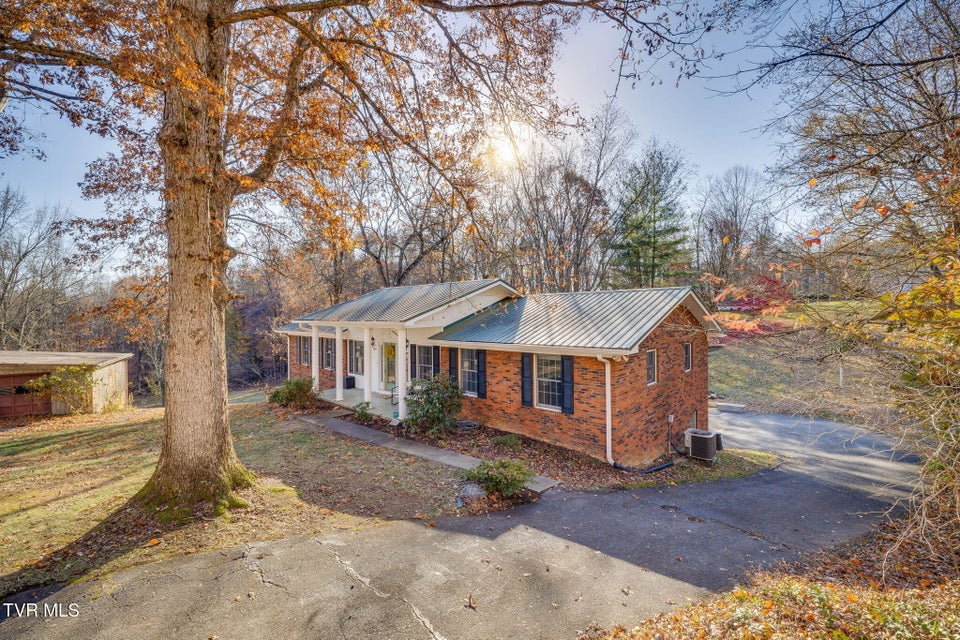 Photo #3: 516 Bramblewood Drive