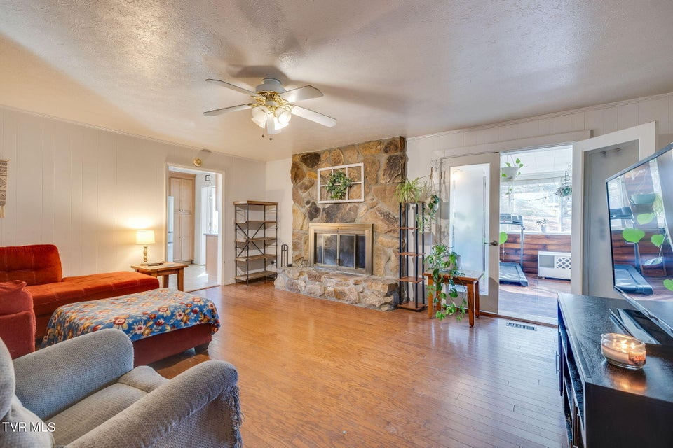 Photo #18: 516 Bramblewood Drive