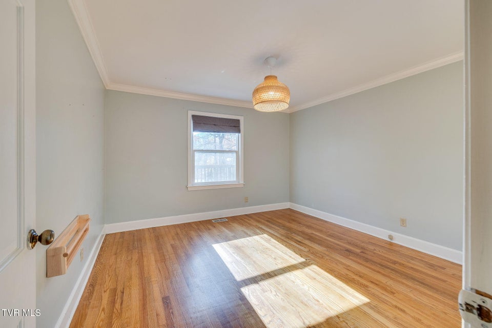 Photo #29: 900 Echo Lane