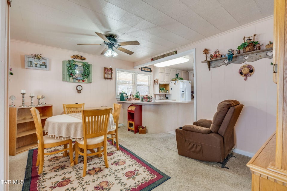 Photo #6: 1556 Redwood Drive