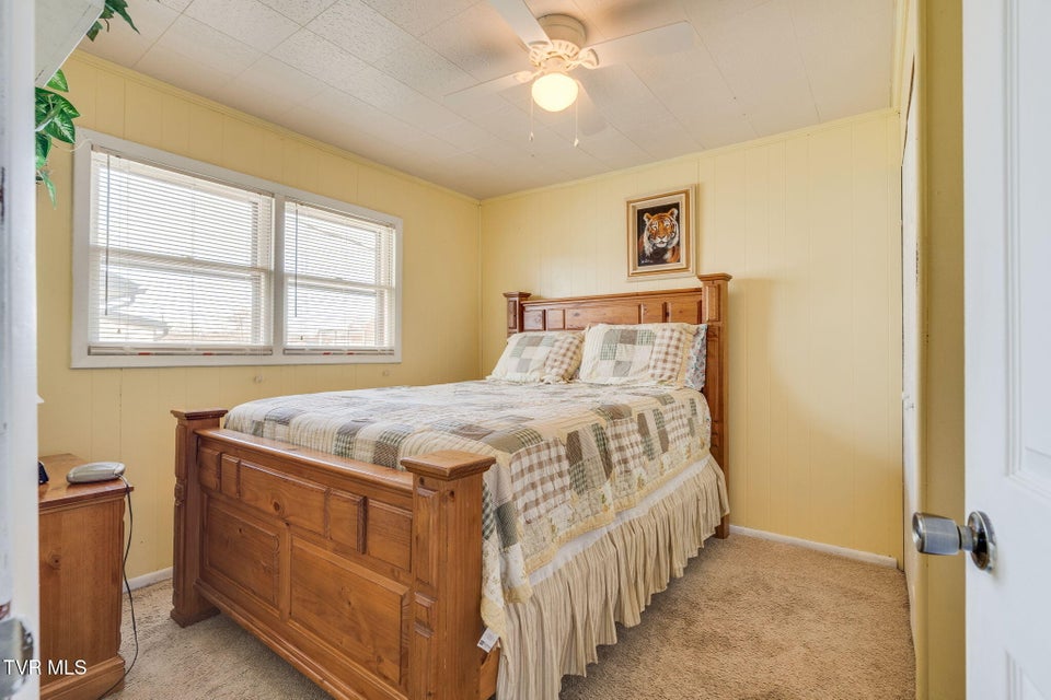 Photo #16: 1556 Redwood Drive