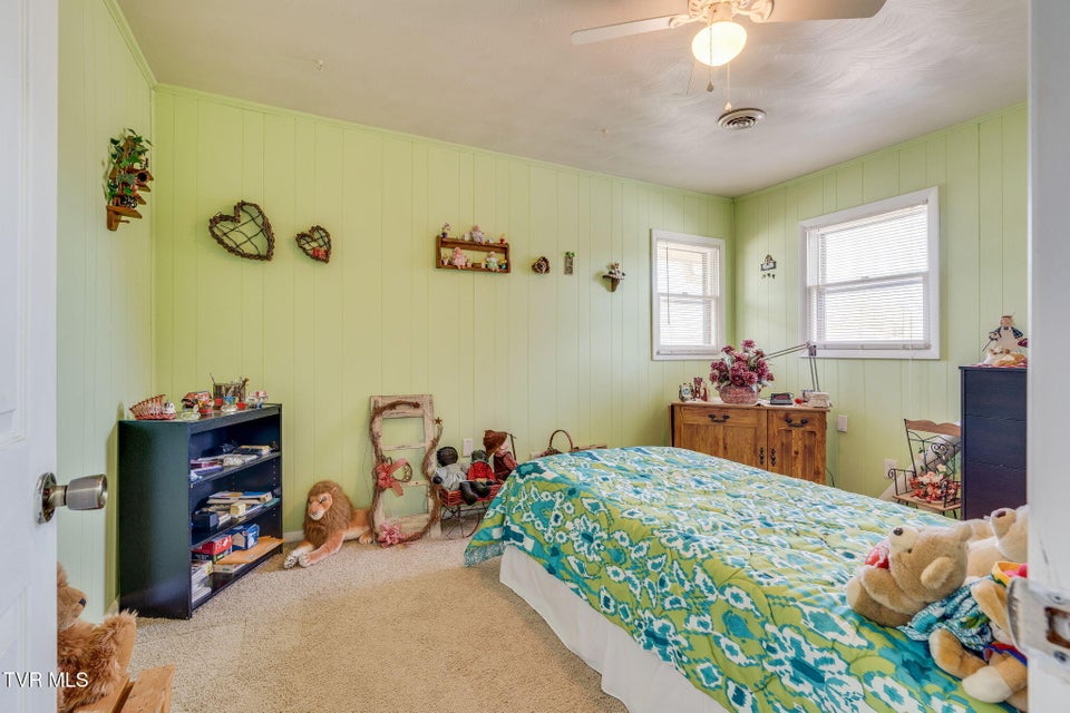 Photo #22: 1556 Redwood Drive