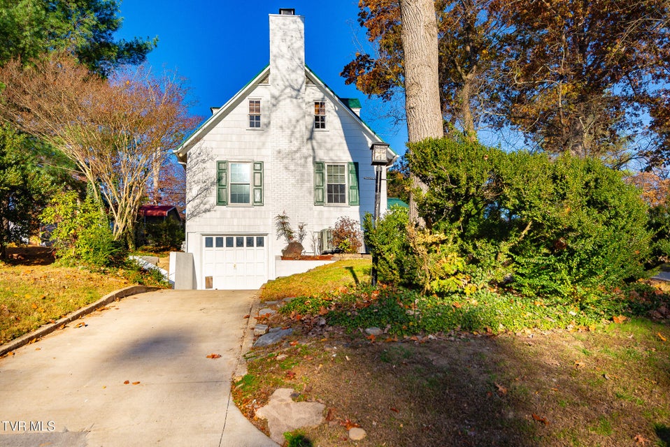 Photo #54: 1256 Catawba Street