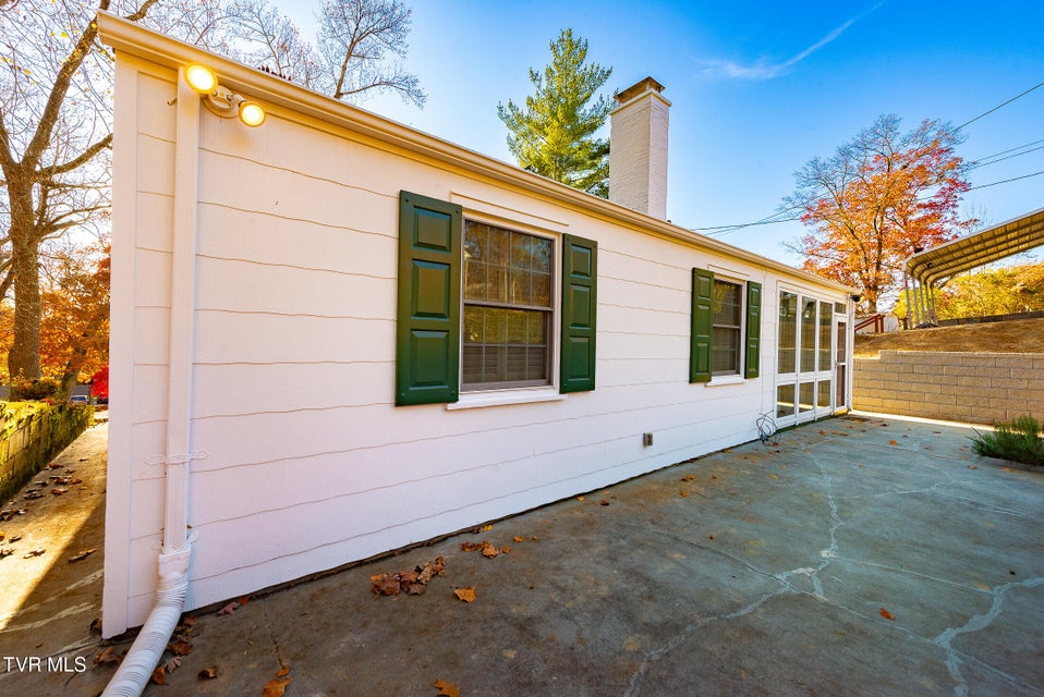 Photo #63: 1256 Catawba Street