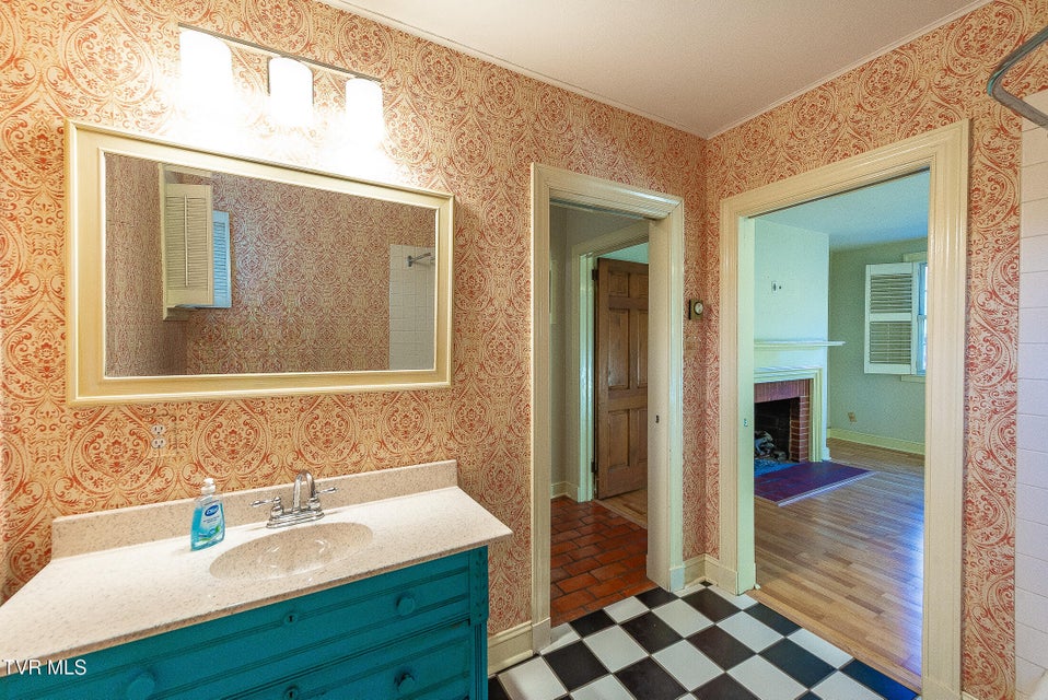 Photo #22: 1256 Catawba Street