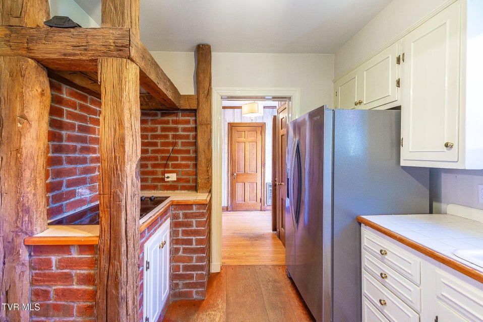 Photo #35: 1256 Catawba Street