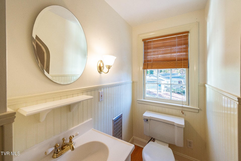 Photo #37: 1256 Catawba Street