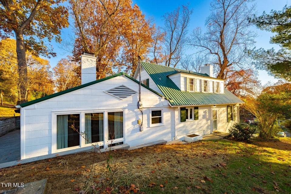 Photo #56: 1256 Catawba Street