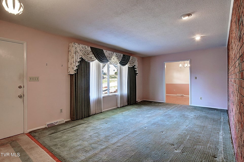 Photo #10: 3602 Cimarron Drive