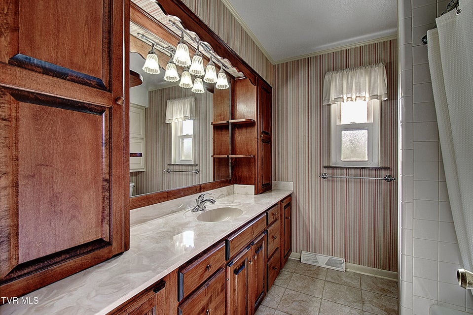 Photo #38: 3602 Cimarron Drive