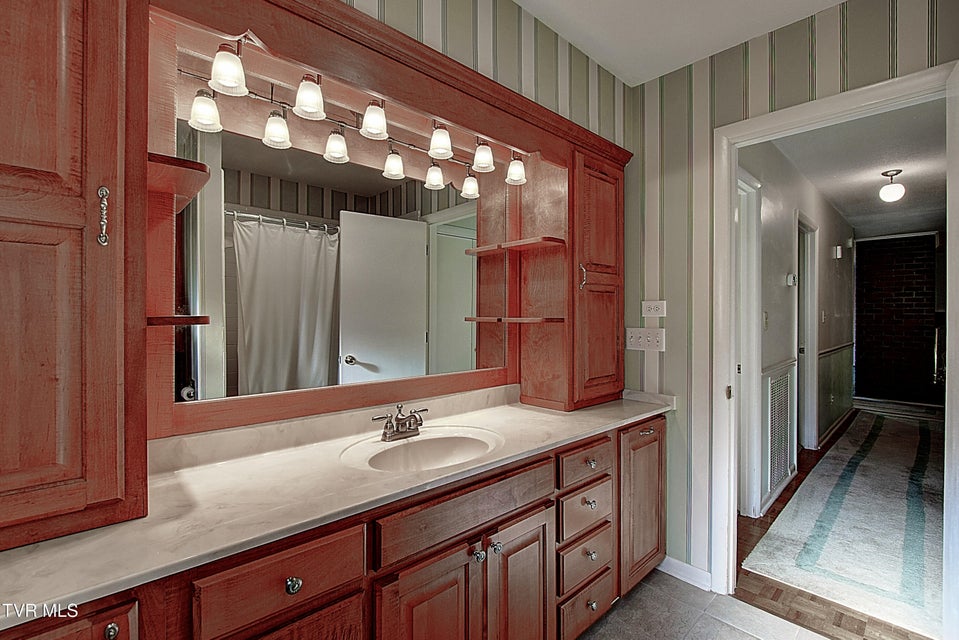 Photo #47: 3602 Cimarron Drive