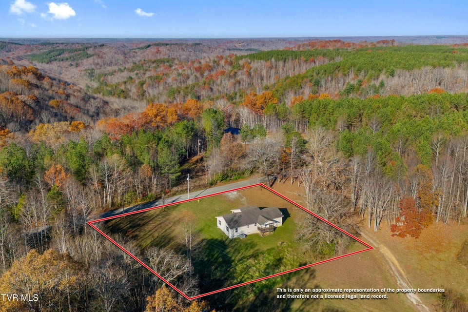 Photo #7: 1930 W Robbins Road