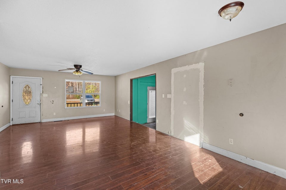 Photo #12: 1930 W Robbins Road