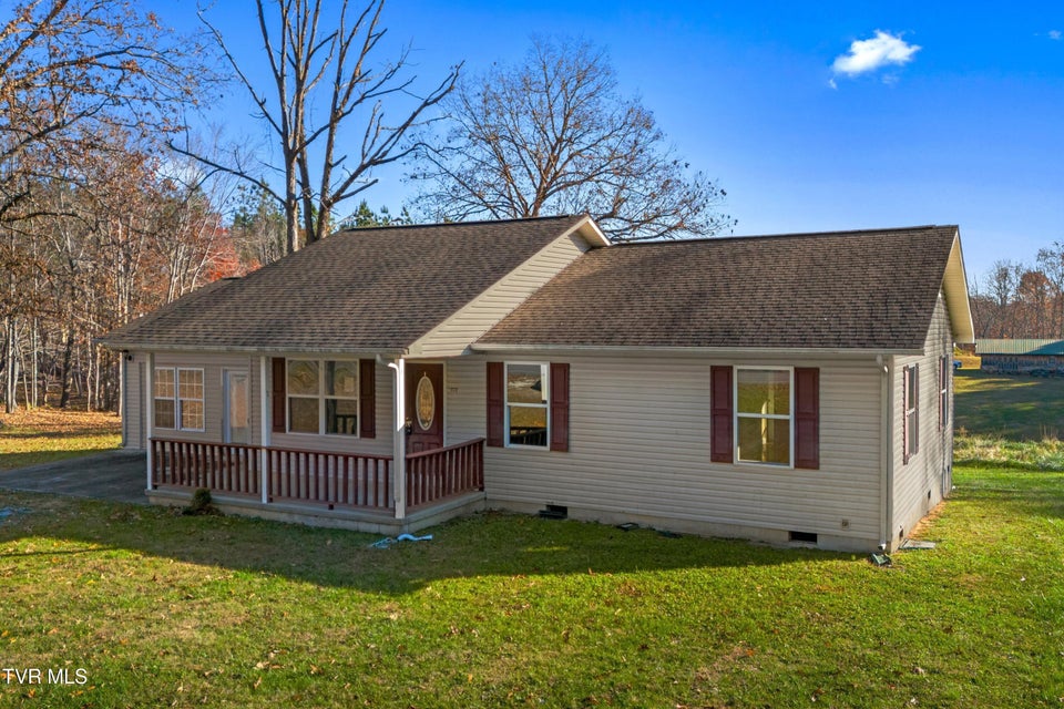 Photo #27: 1930 W Robbins Road