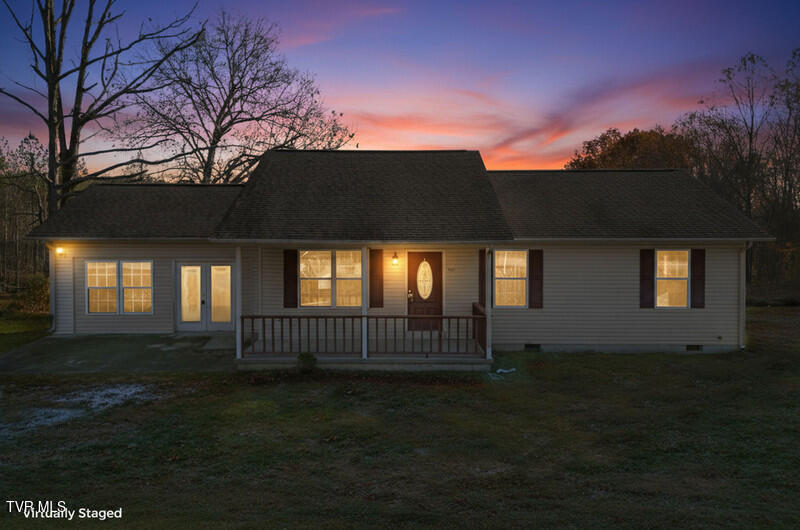 Photo #3: 1930 W Robbins Road