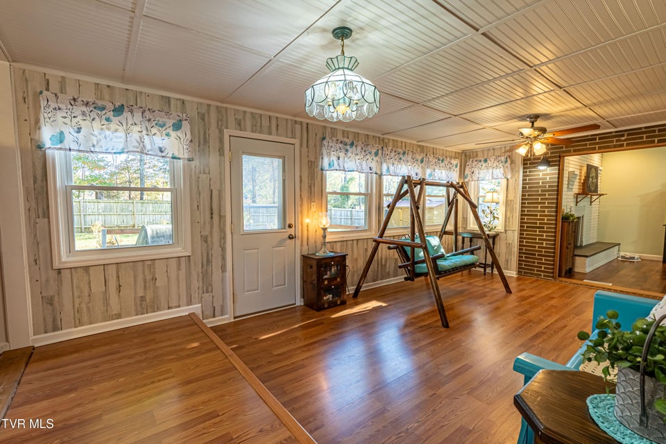 Photo #33: 7282 Southern View Road