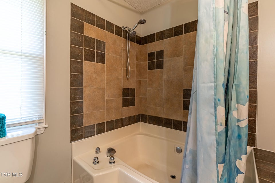 Photo #40: 7282 Southern View Road