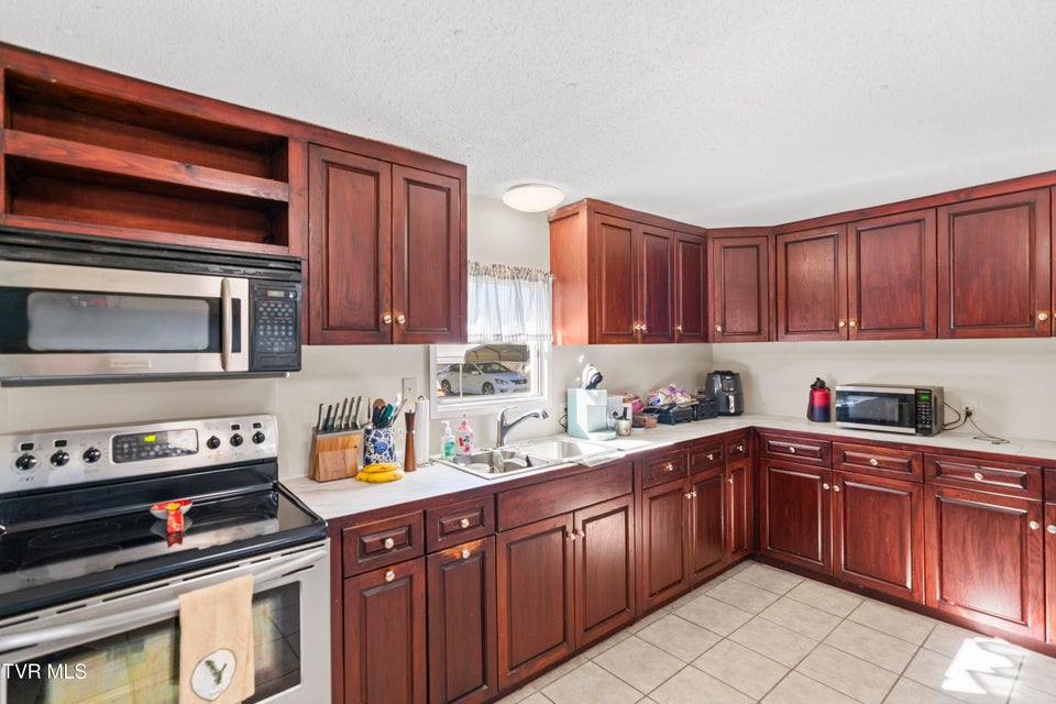 Photo #18: 1193 Shadden Road