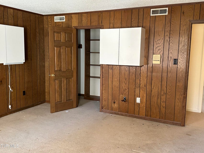 Photo #64: 2217 Sheffield Street Street