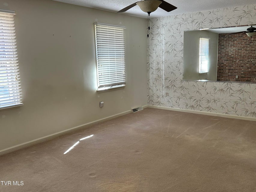 Photo #35: 2217 Sheffield Street Street