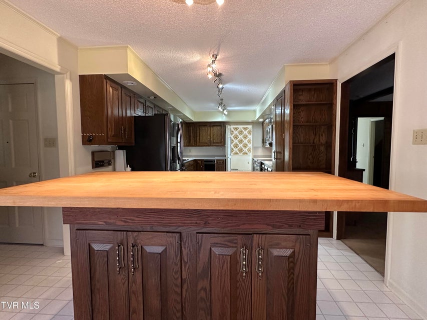 Photo #25: 2217 Sheffield Street Street