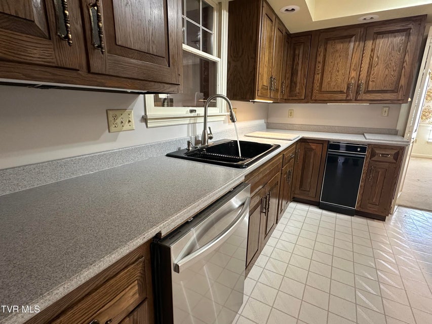 Photo #14: 2217 Sheffield Street Street