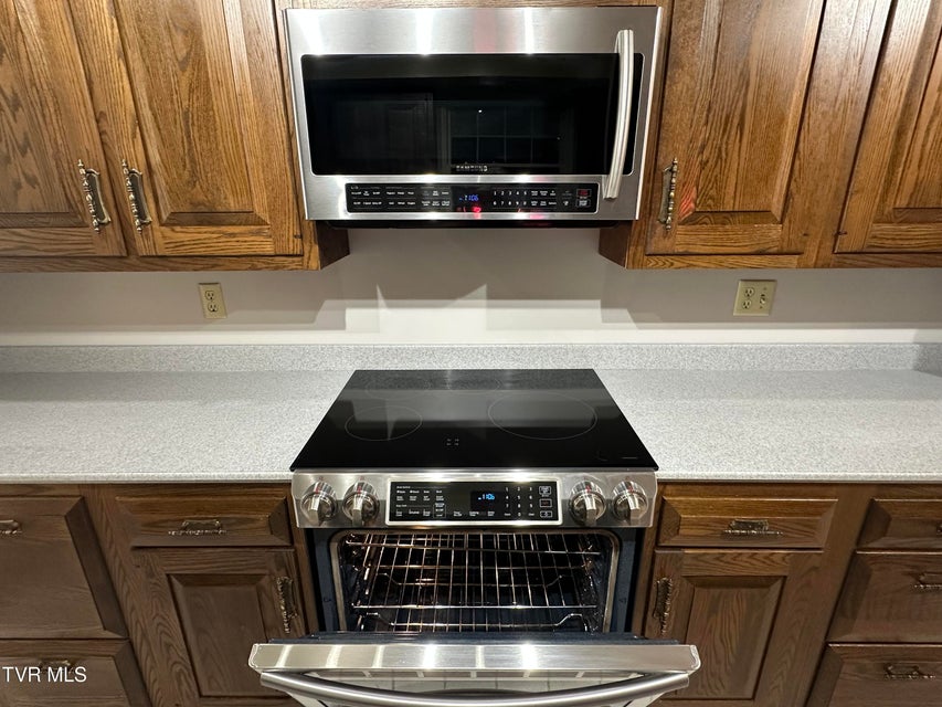 Photo #17: 2217 Sheffield Street Street