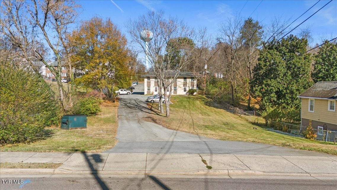 Photo #31: 1308 Knob Creek Road