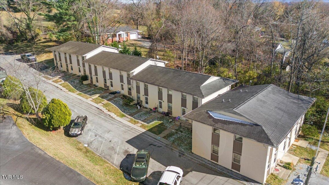 Photo #32: 1308 Knob Creek Road