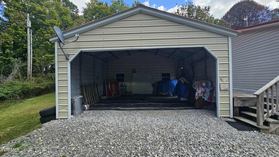 Photo #33: 9166 Gilliam School Road