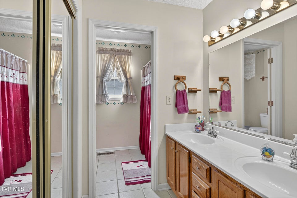 Photo #19: 18403 Ironwood Loop