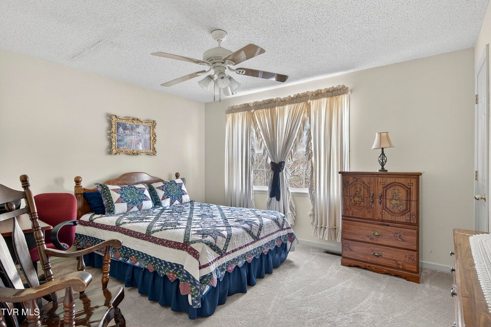 Photo #23: 18403 Ironwood Loop