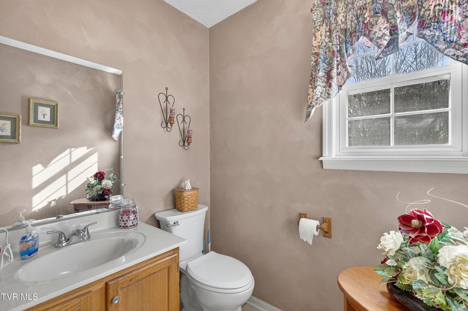 Photo #15: 18403 Ironwood Loop