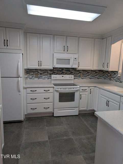 Photo #52: 107 Dogwood Lane