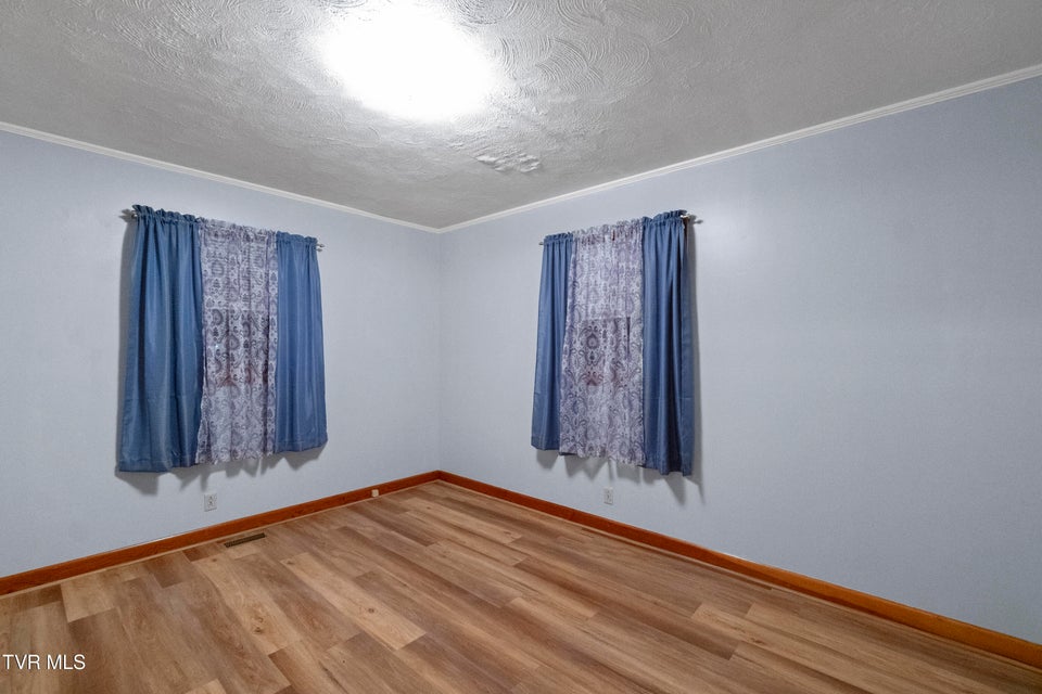 Photo #21: 135 Walton Circle