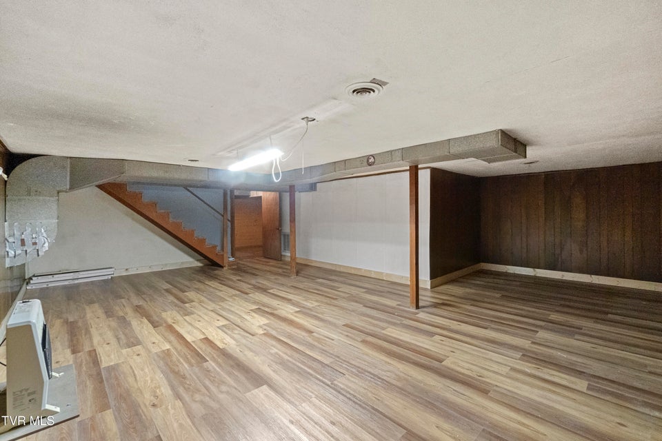 Photo #40: 135 Walton Circle