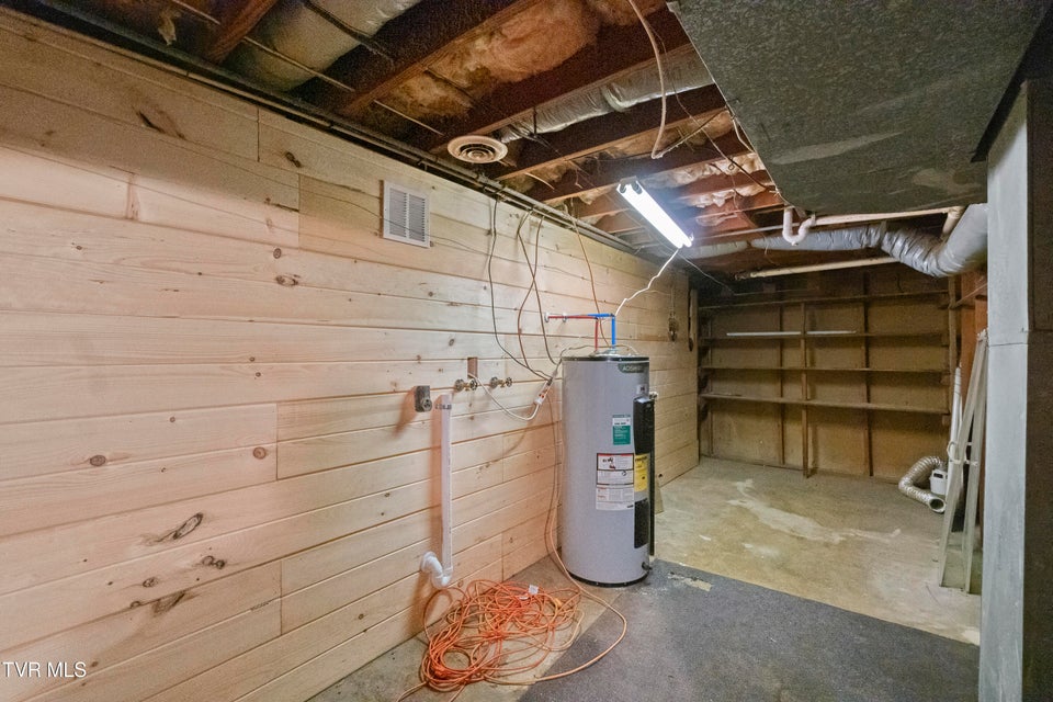 Photo #41: 135 Walton Circle