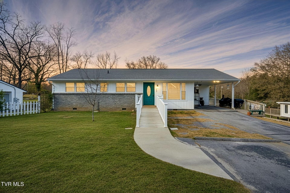 Photo #2: 209 Elmhurst Drive