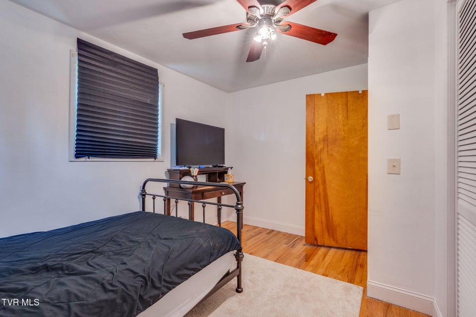 Photo #21: 209 Elmhurst Drive