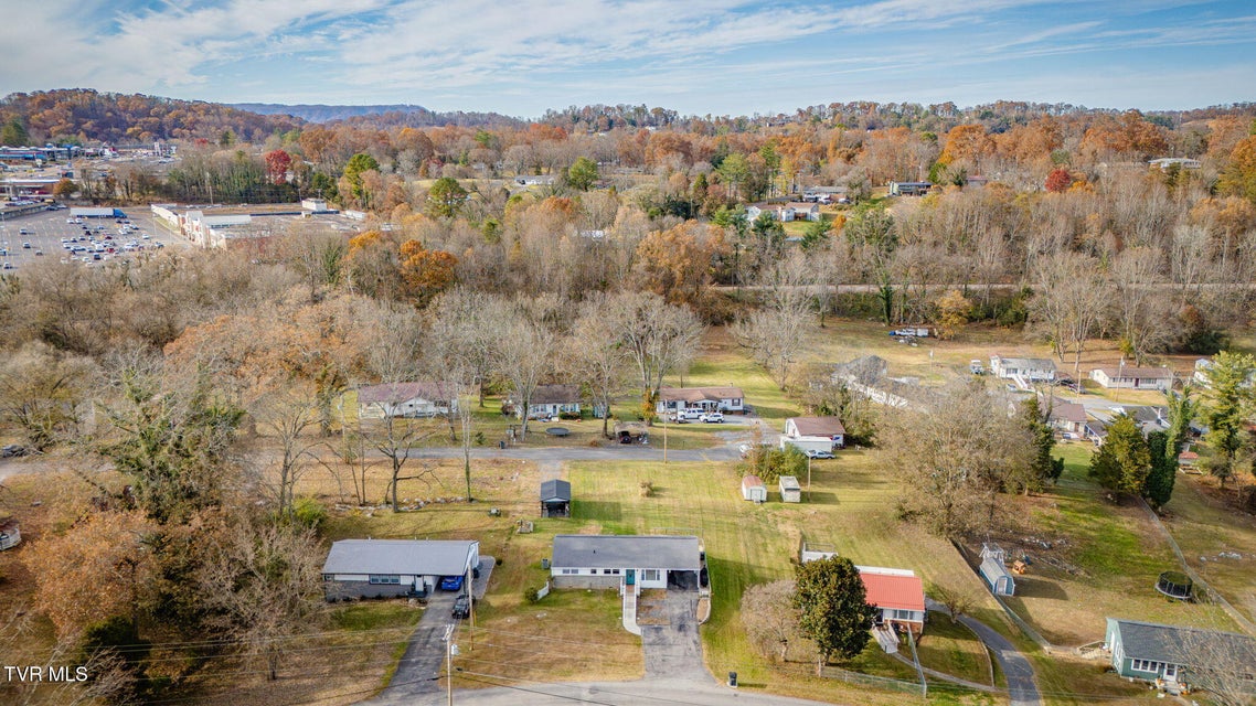 Photo #31: 209 Elmhurst Drive